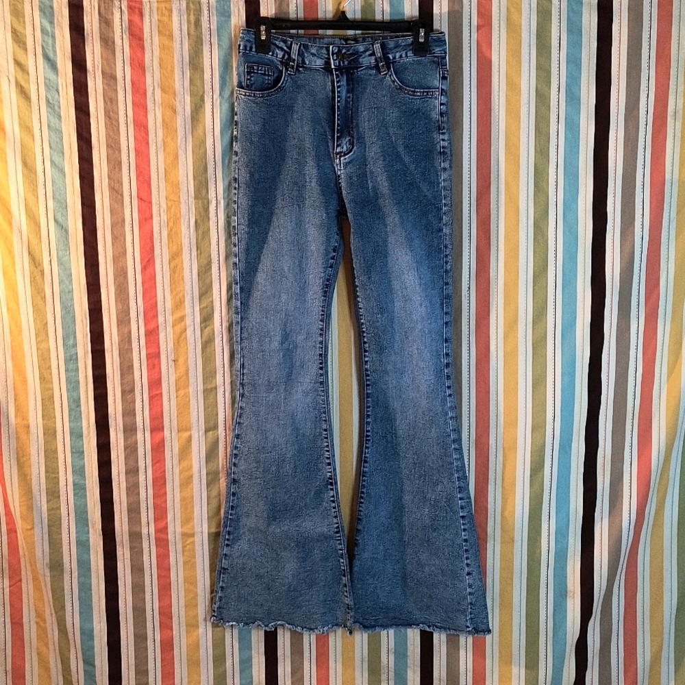 GYK, high-wasted super stretch fit and flare jeans.
